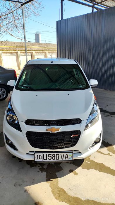 Spark 2014-yil 2 pozitsa Metan gazlari bn