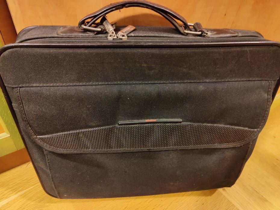 Лаптоп HP4540s 15.6"
65€