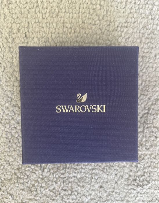 Нови обеци SWAROVSKI