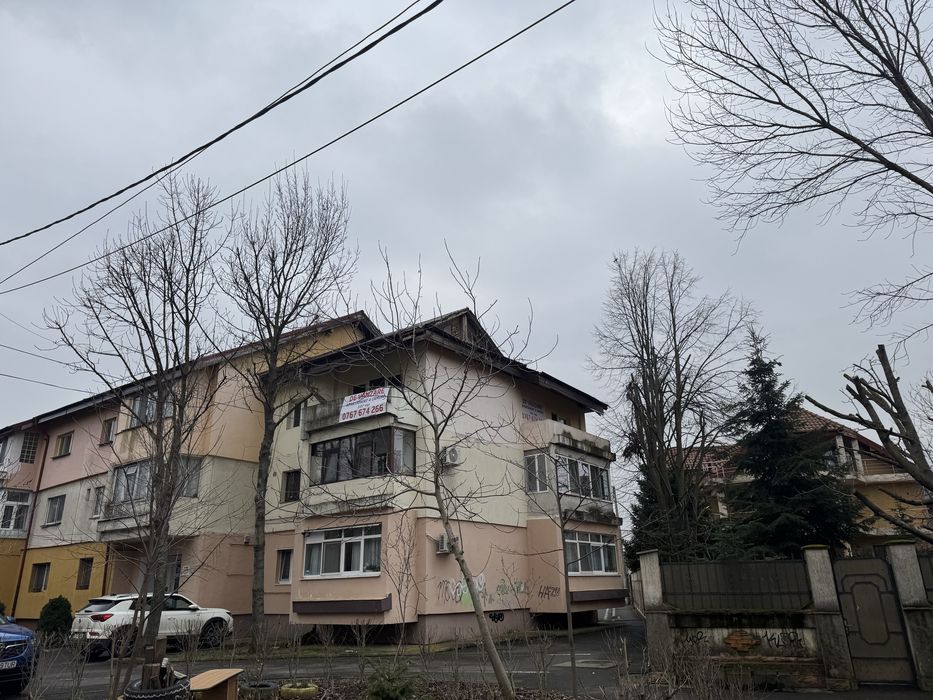 Apartament 4 camere, Otopeni  102mp