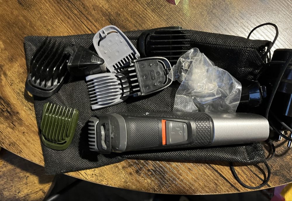 Машининки за подстригване philips и braun