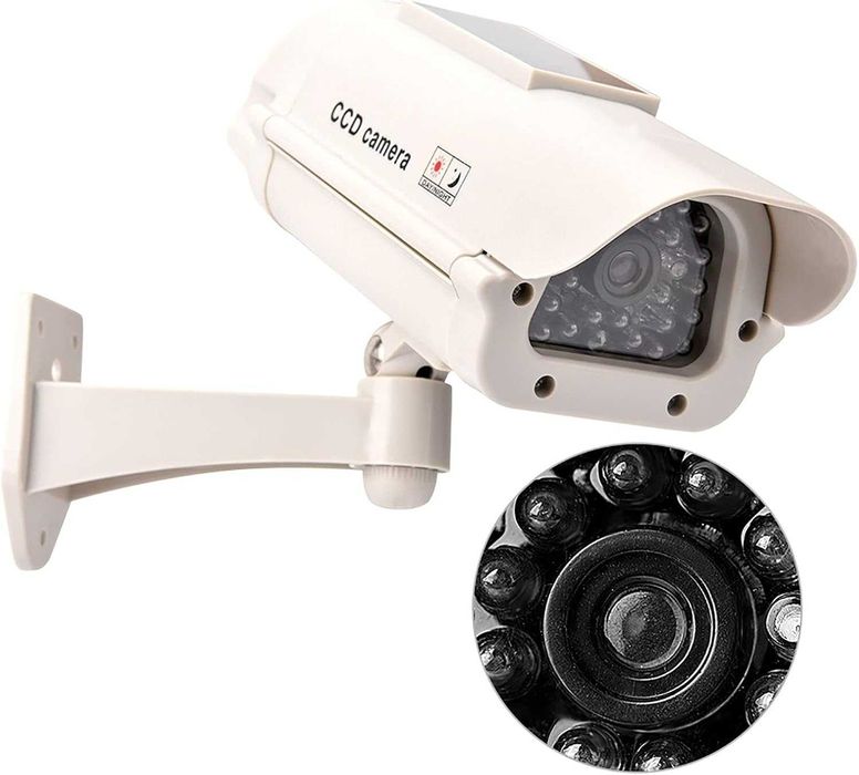 Camera falsa de supraveghere cu panou solar si LED intermitent