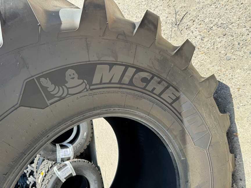 900/60R32 cu livrare rapida anvelope MICHELIN noi pentru CASE