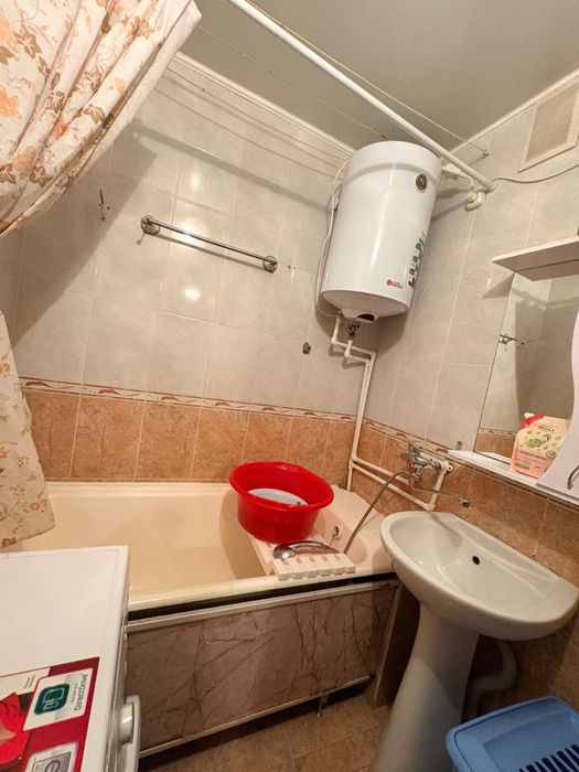 Продается 2-комнатная квартира