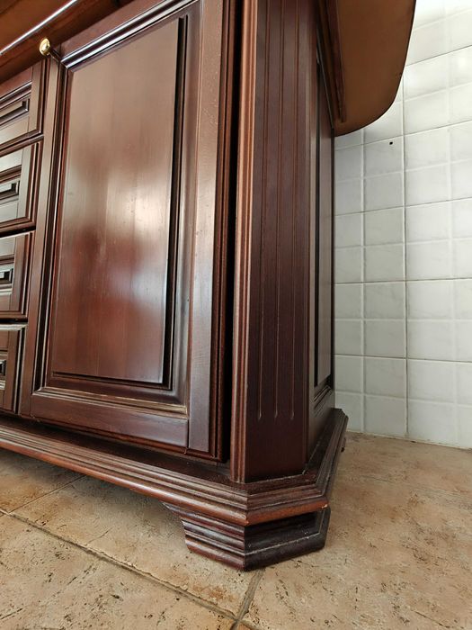 Голям скрин / Бюфет (Класически дизайн)