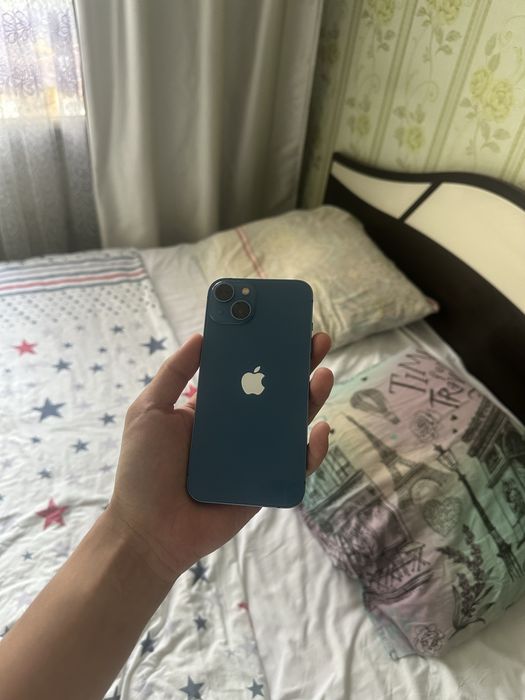 Продаю iPhone 13 в отличном состояние
