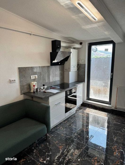 Apartament de 3 camere, 60 mp, 25 mp terasa, Zona Vivo — fotografia 1
