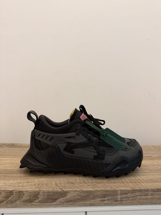Off-White Odsy.