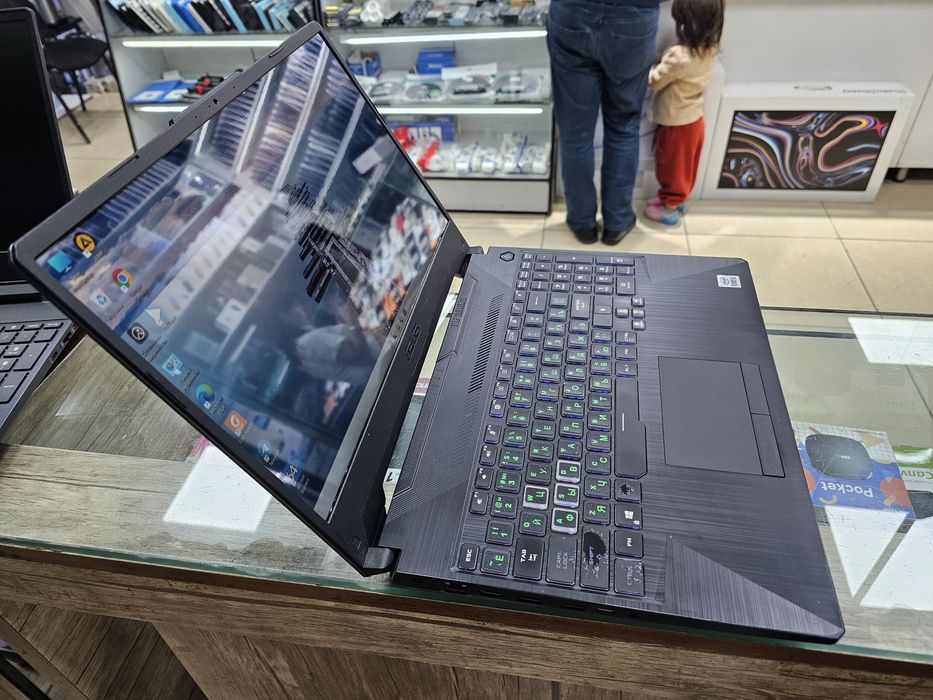 Asus TUF FX506L Core i5 + GTX1650