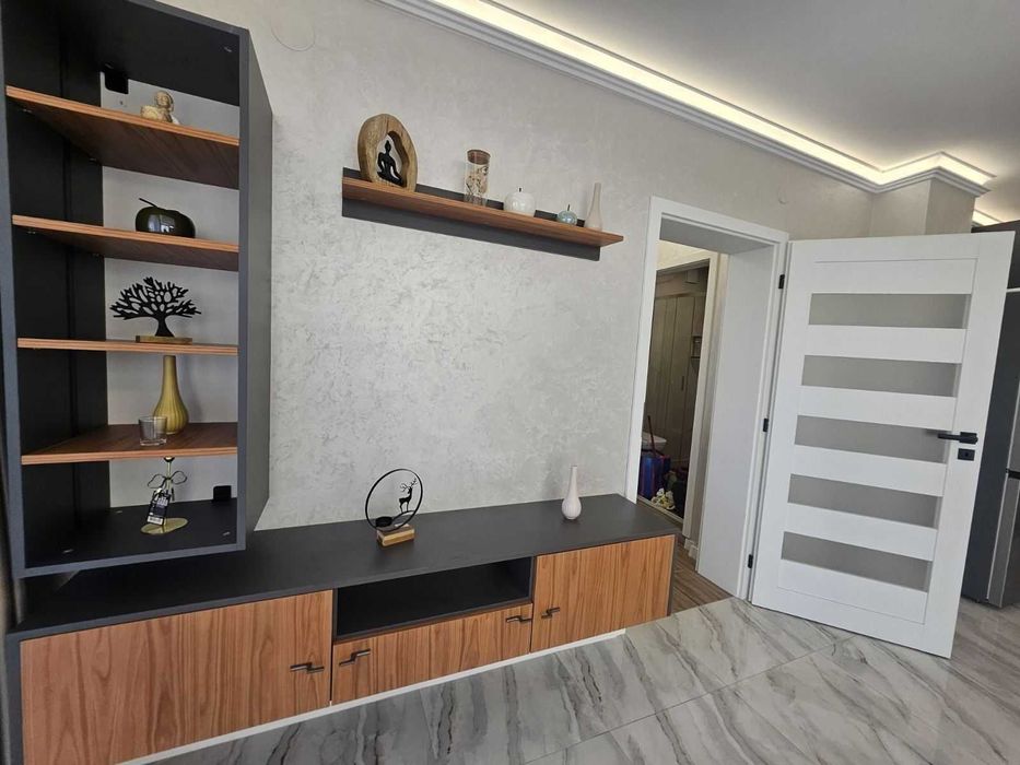 Продава се Двустаен апартамент в Пловдив, Кючук Париж - 66 кв.м за 1167 €/кв.м - Снимка #2