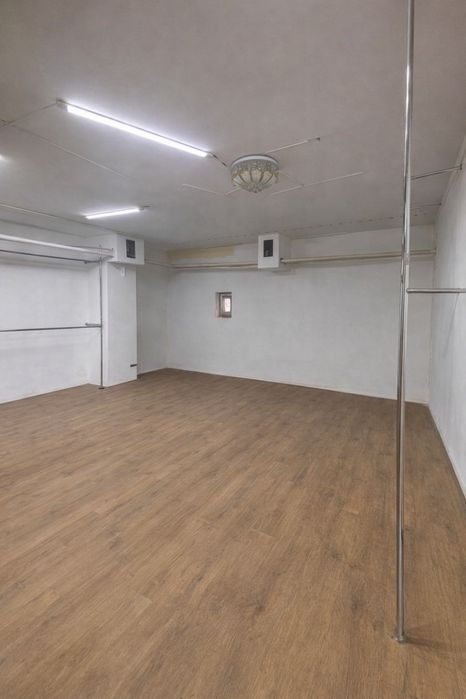 Сдам помещение 35 кв. м в 12 мкрн.