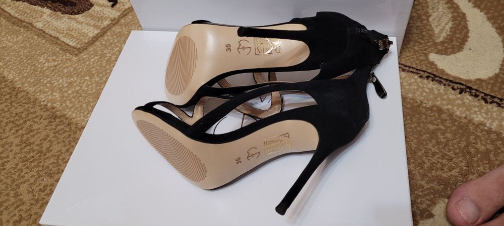 Sandale dama cu toc Eva Minge nr.35 Noi Nepurtati, la cutie-180 LEI