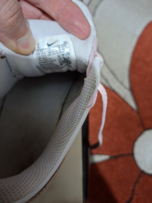 Nike,mărimea 37.