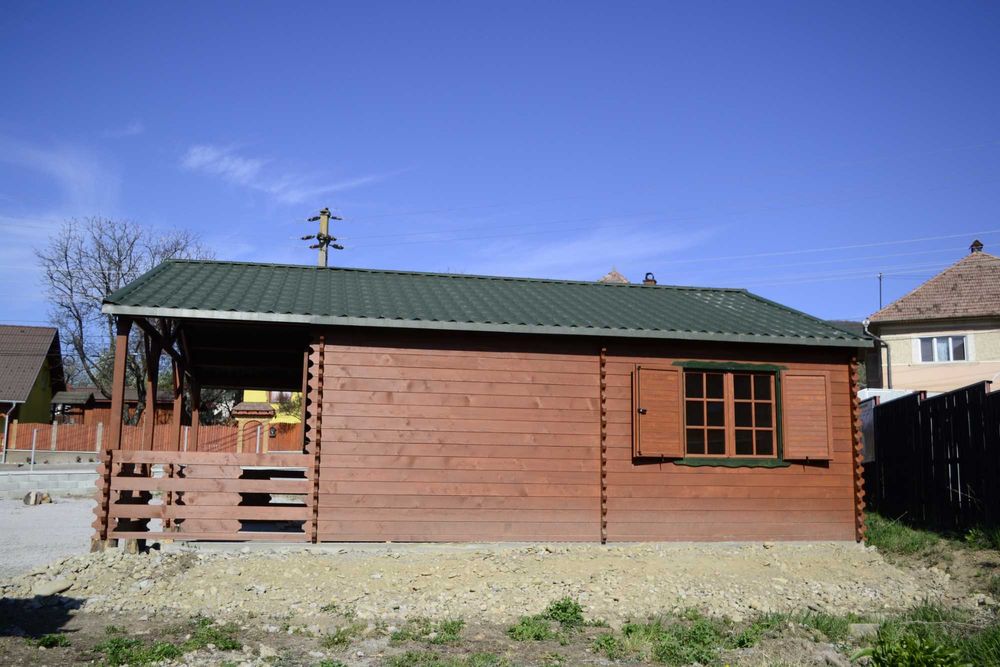 Cabană din lemn, casă de weekend 6x6 m plus terasă la comandă