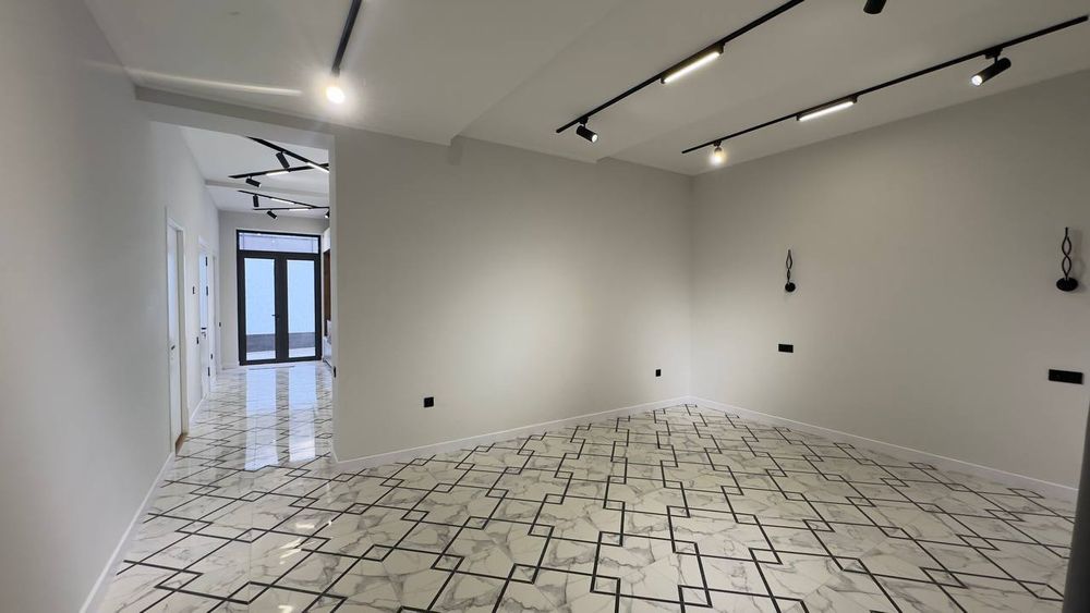 Дом массив Феруза,Греческий городок,2этажа 6комнат,2.3 соток 260 м2