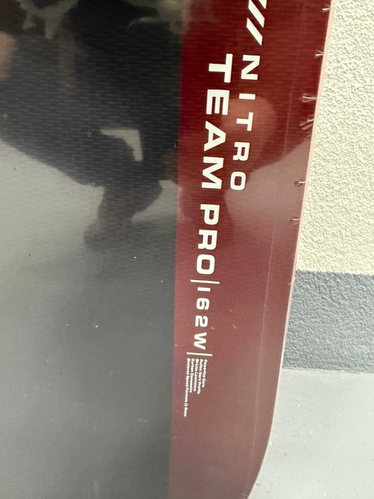 placa noua snowboard nitro team pro wide L162cm