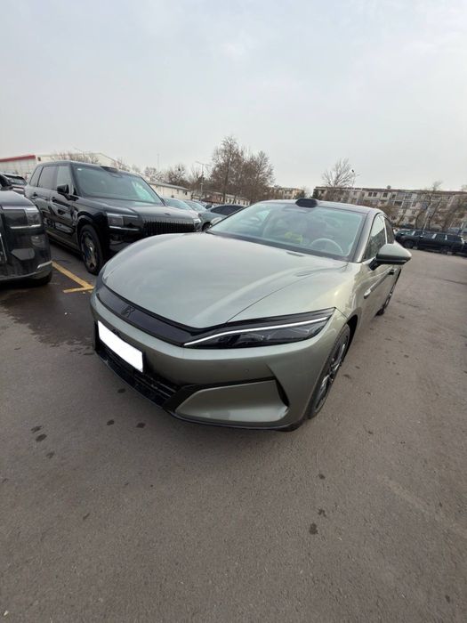 BYD Han 2025 — 2