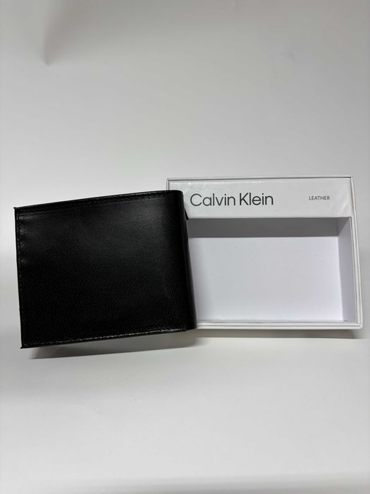 Portofel Calvin Klein din piele naturală, negru, cu cutie