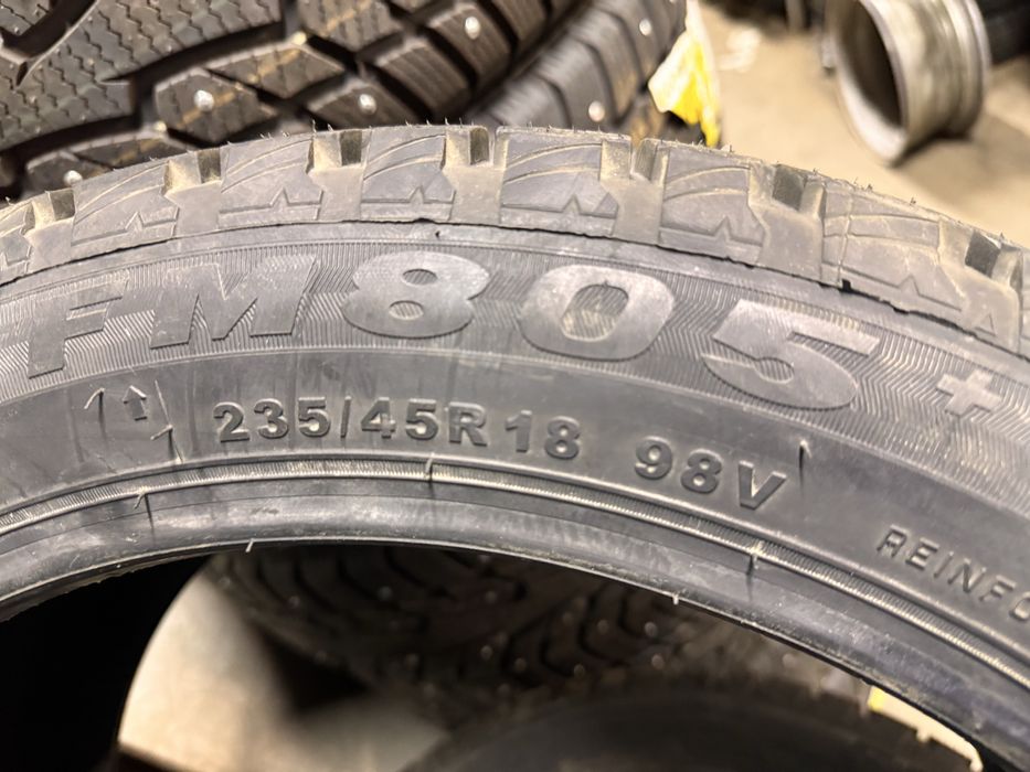 Шины 235/45 R18 Firemax