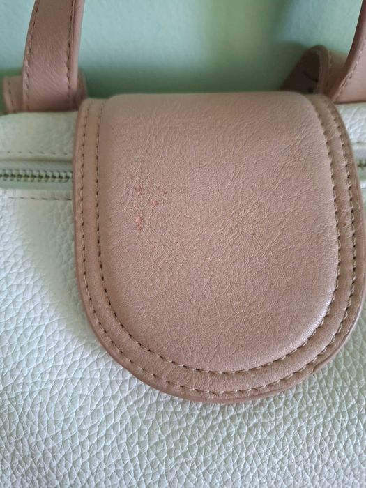 Дамска раница бяла