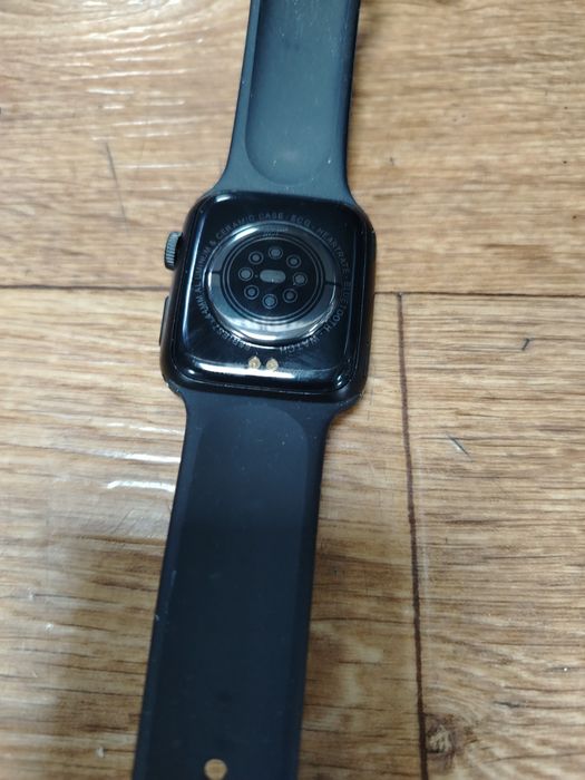 Смарт часовник нов