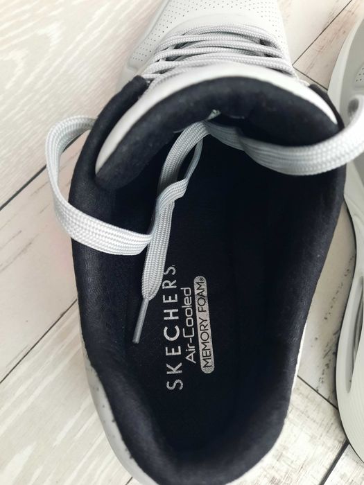 Маратонки Skechers