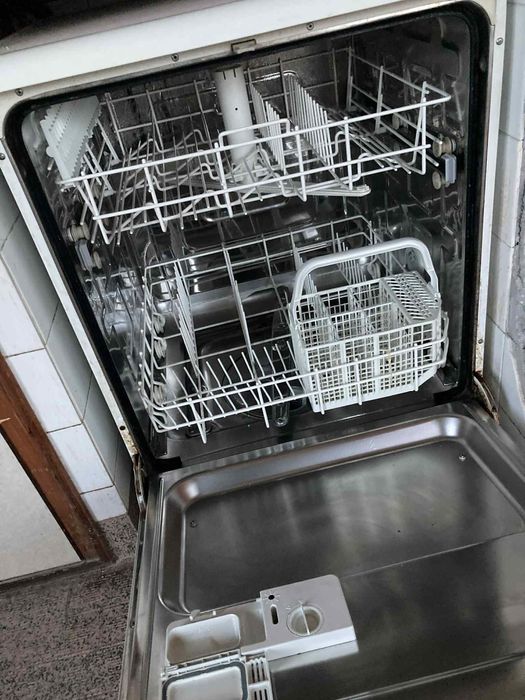 Съдомиялна