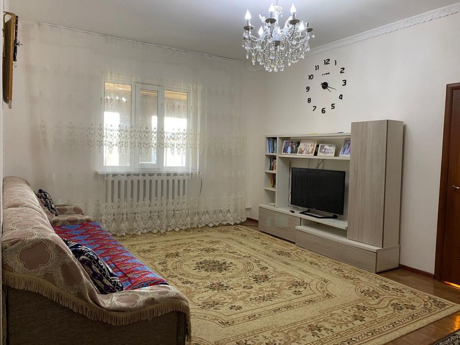 Ұзынағашта үй сатылады