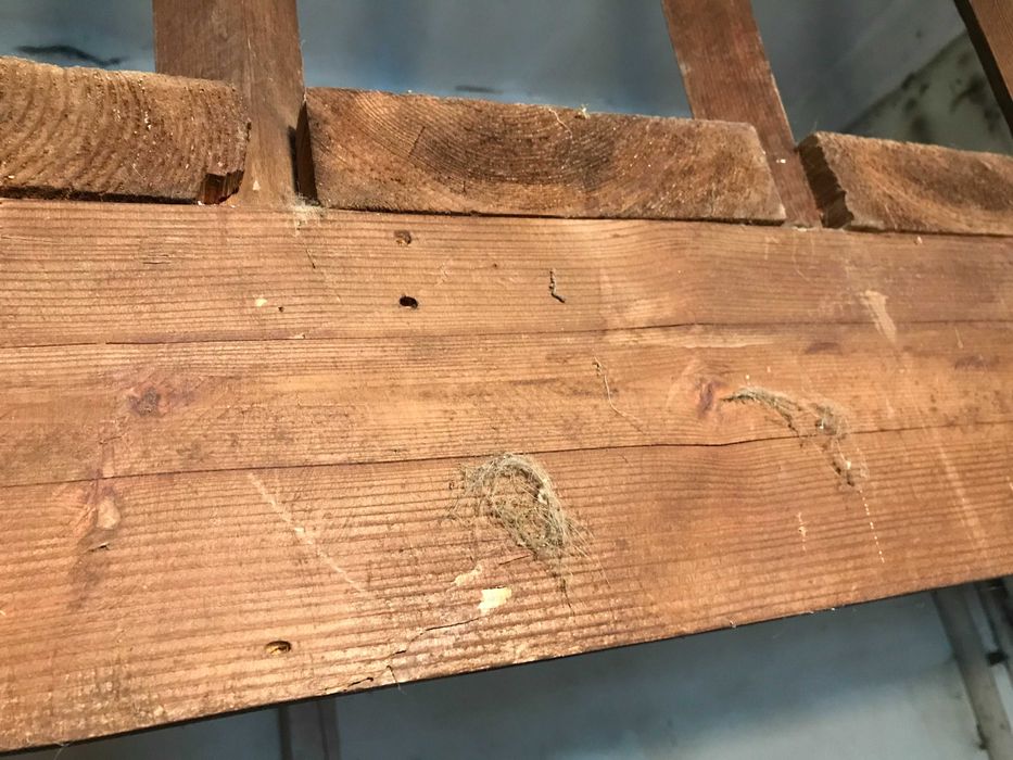 Mat.lemnos,terasä int.lambriuri,grinzi,dusumea,tratate,uscate 50ani,Bv