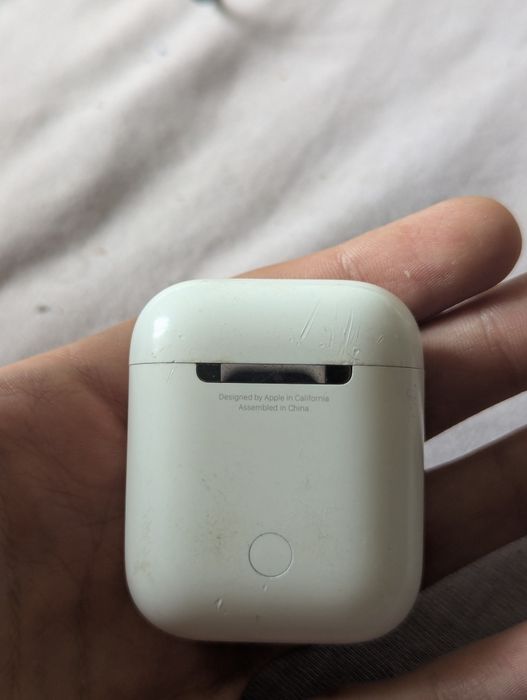 Airpods gen 1 в рабочем состоянии