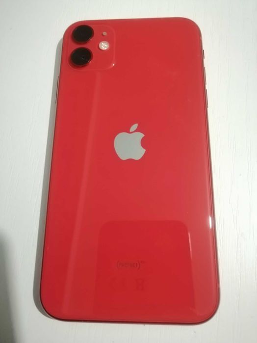 Продам сотовый Айфон 11