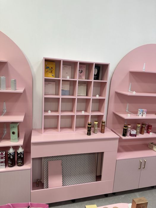 витринный шкаф стеллаж