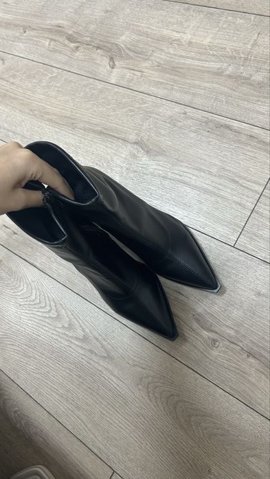 Продам ботильоны