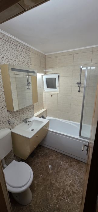 Inchiriez apart 2 camere zona Obor