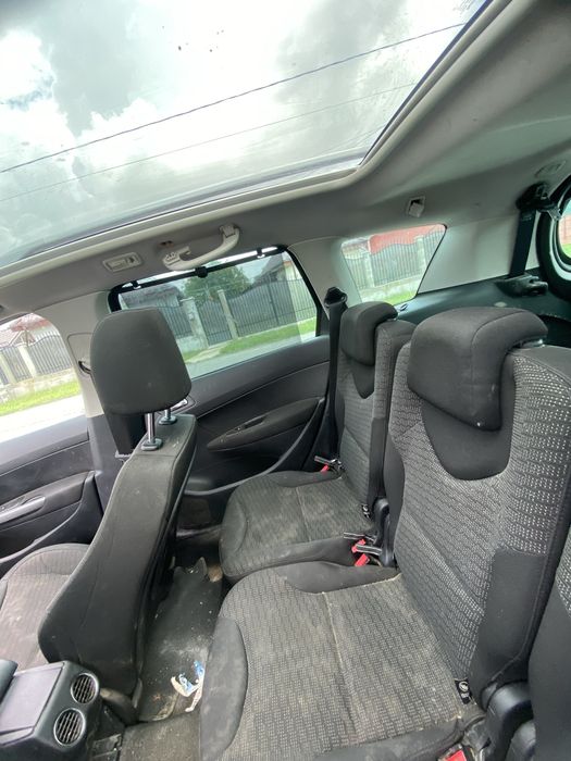 Piese Peugeot 308 an 2011 euro 5 1.6 hdi motor perfect functional