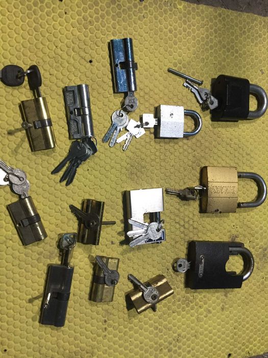 Продам замки и сердцевины