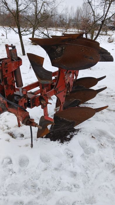 Plug reversibil cu 2 si 3 trupite