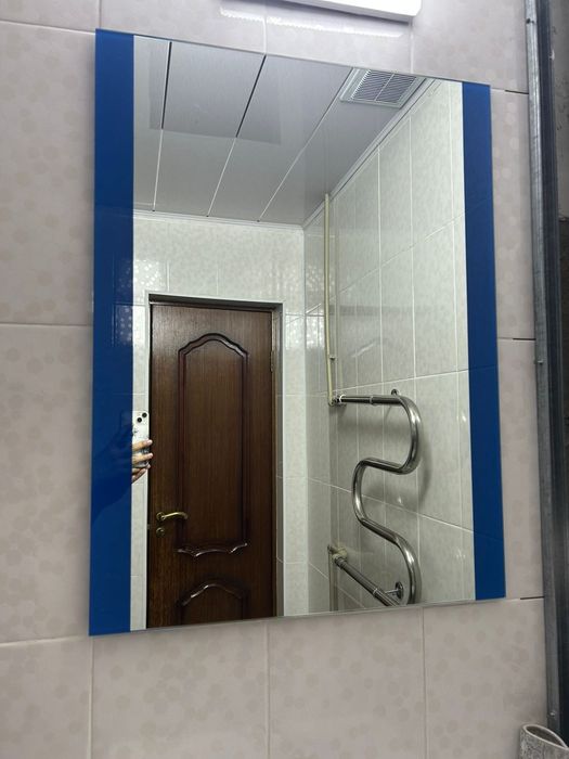 Зеркало ваннаны,  в хорошем состояний