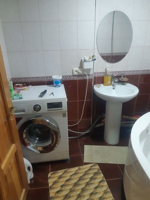 Сергелийский р-н! 2х ком квартира. Зал торцевой