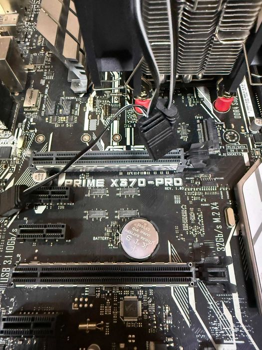 Kit placa baza X370-PRO + Ryzen 7 2700x