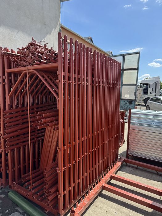 Schela metalica pentru fatade