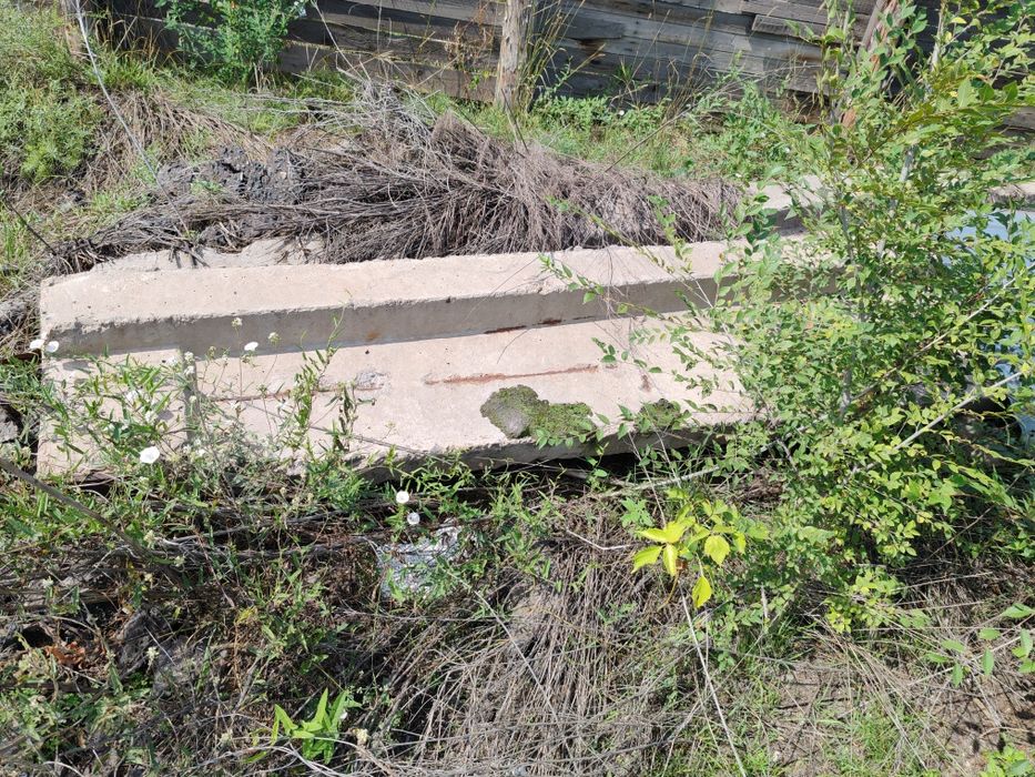 Ригель 2 штуки лавочки . Трубы