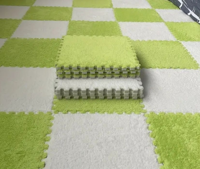 Set 12 buc covoras pazzel de plus