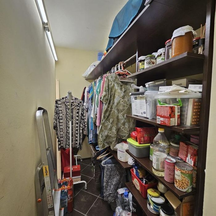 Продава се Двустаен апартамент в Варна, Галата - 61 кв.м за 2460 €/кв.м - Снимка #14