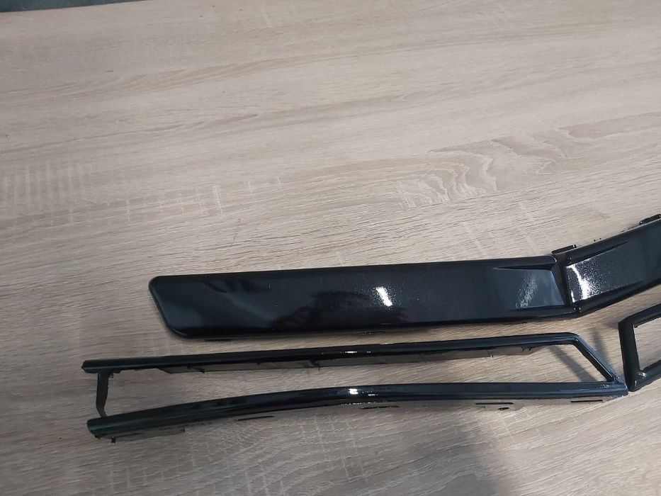 Bandou Bara Fata Dreapta+Stanga VW Passat B6 2005-2011 (LC9X (Negru))