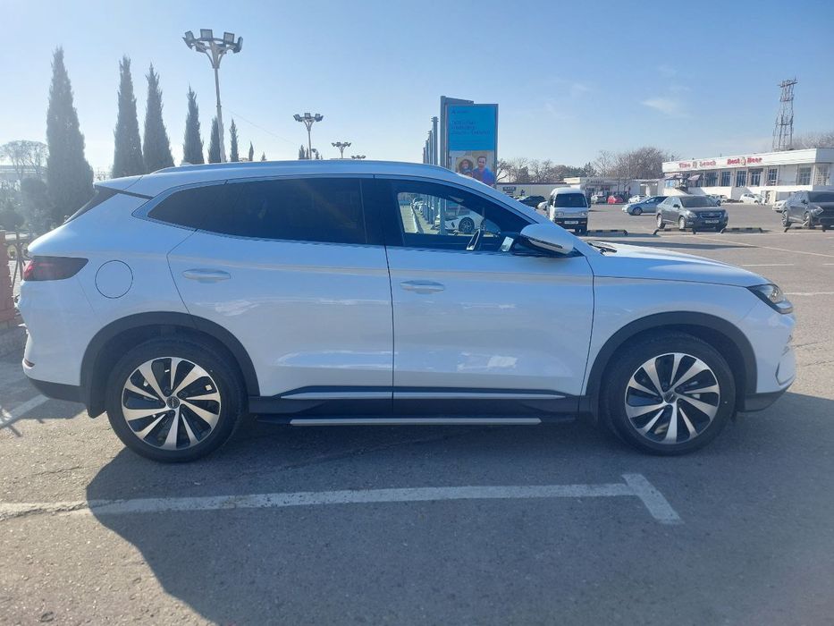 BYD song plus champion
110 talik 
Kraska toza
43.000 km yurgani
2024-y