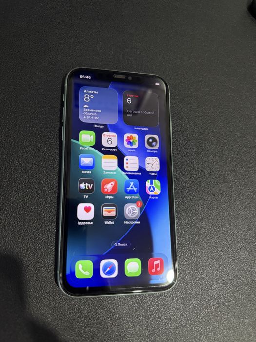 Продам iPhone 11