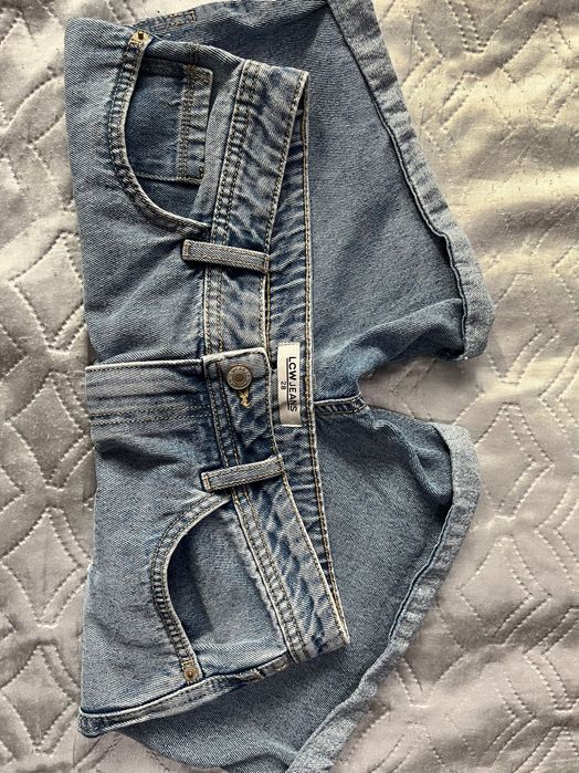 Дамски дънкови къси панталони