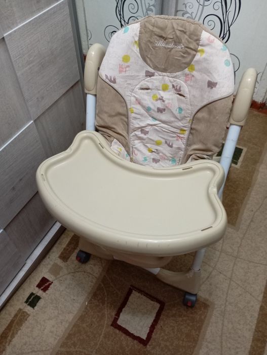 Стул для кормления