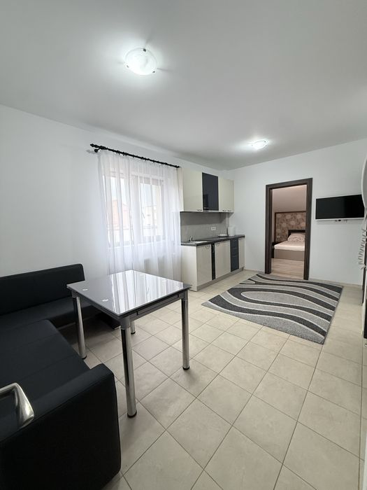 Proprietar,2 camere,bloc nou,prima inchiriere,Lipovei-Aradului,Iulius